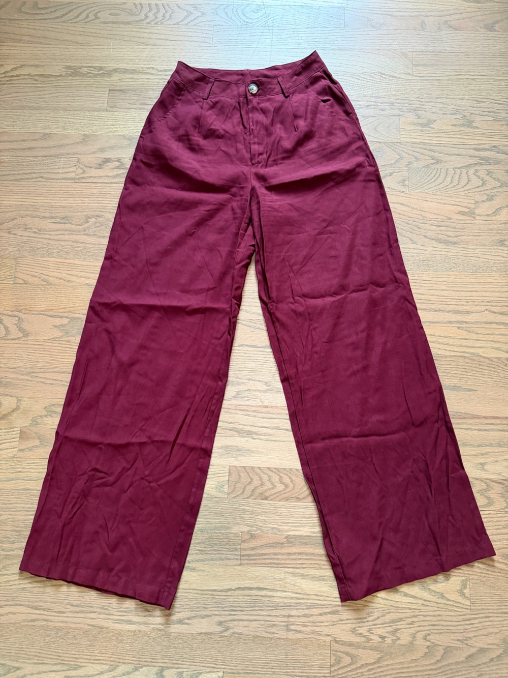 Francesca’s  Wide-Leg Pants in Burgundy